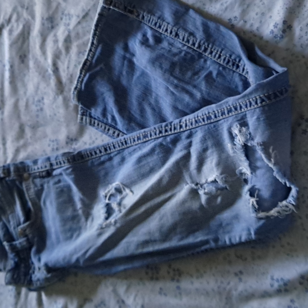 Stressed silver jeans